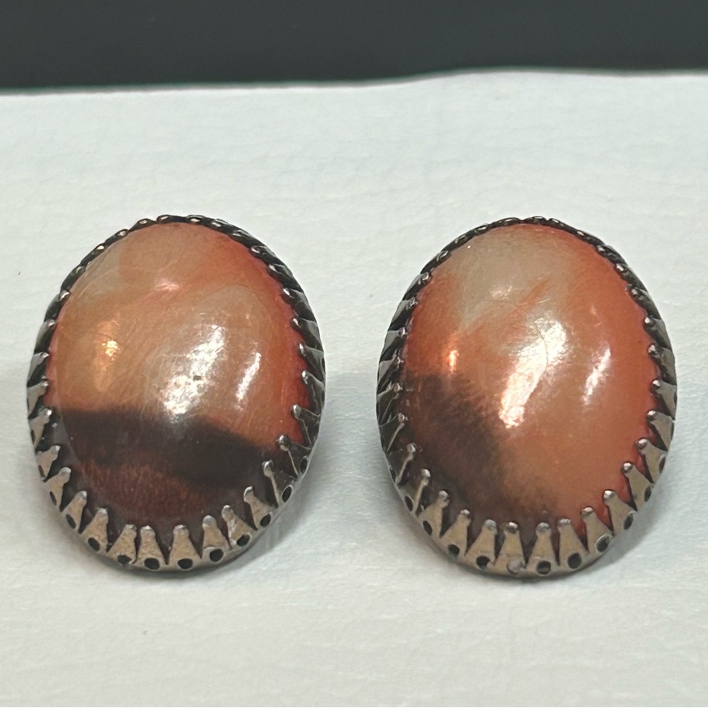 Vintage Oval Clip On Earrings Signed Hong Kong Brass & Bakelite/Celluloid